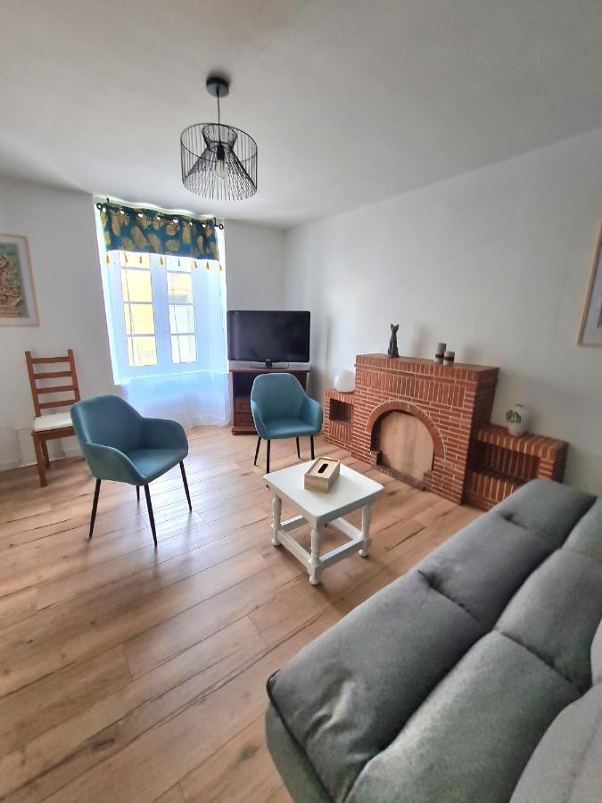 Holiday home La Libellule 4 Couchages 15 Min Du Puy Du Fou